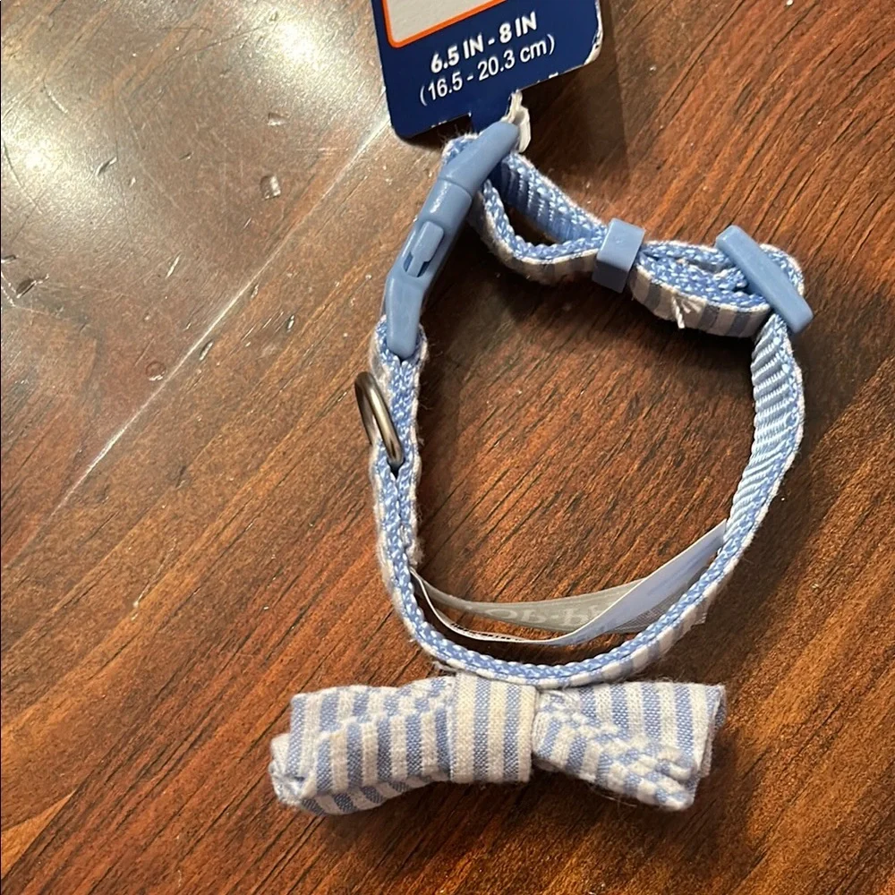 New Top Paw Blue and White Striped Bow Collar XX-Small